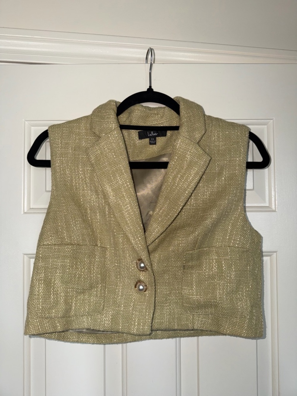Lulus Cropped Sleeveless Blazer